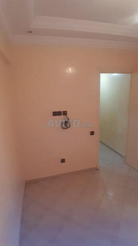 Appartement 3 pièces  salon à louer par hypothèque dans le quartier Saada près de Marjane - image 4