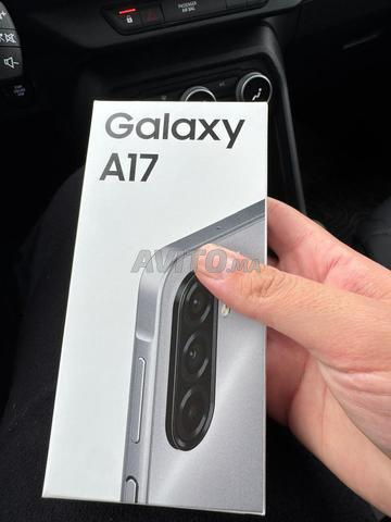 Samsung A 17 encore neuf