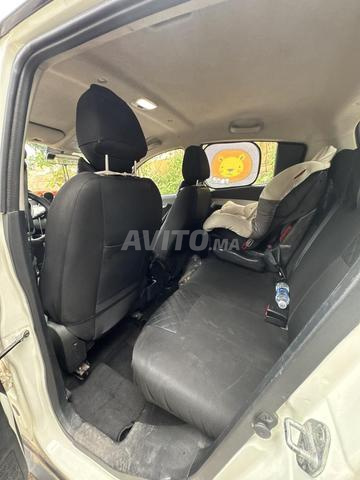 Mahindra KUV100 K6 PLUS 2022 - 2