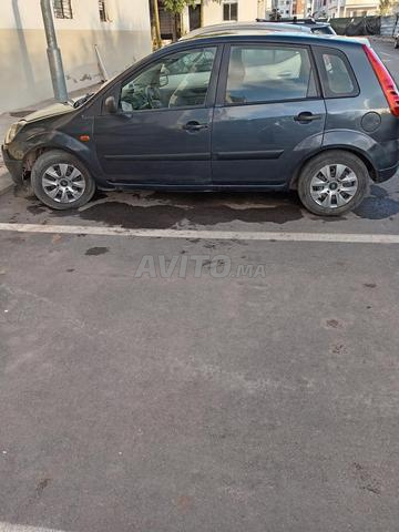 Ford Fiesta 2008 essence - 2