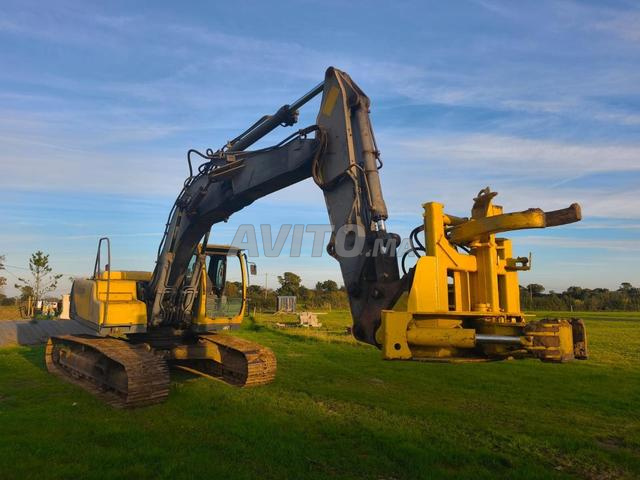 poclain volvo 210 - 2