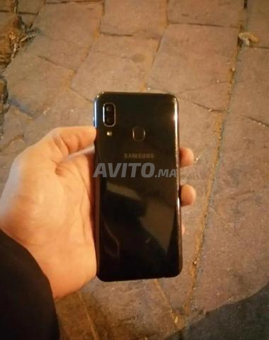 Samsung A20e M fonctionne bien, prix raisonnable - 2