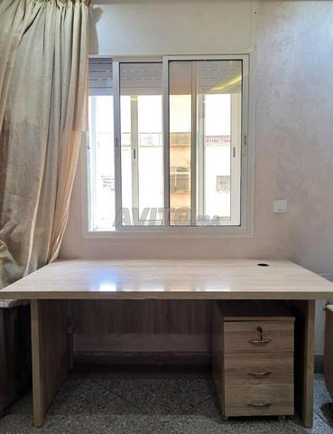 مكتب كبير 160×100 مع أدراج - حالة جيدة جدا - 2