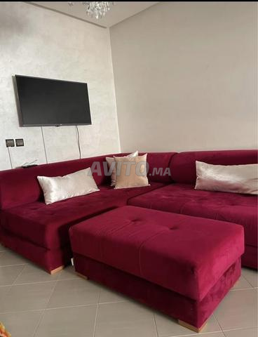 كنبة حمراء - 2