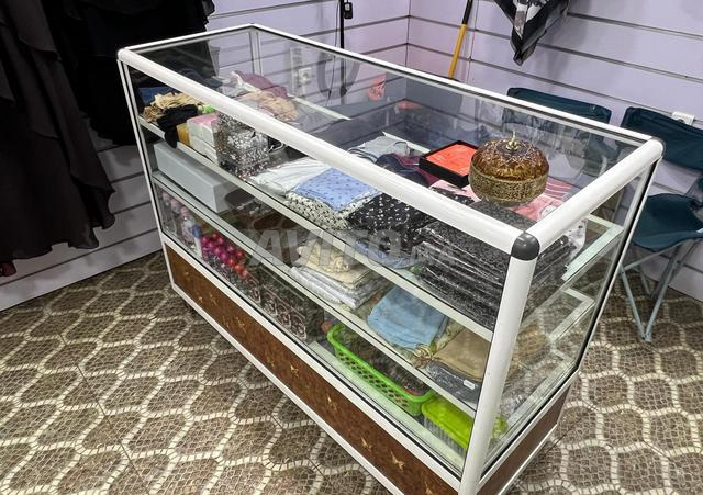 كونتوار و واجهتين من الألمنيوم للبيع - 2