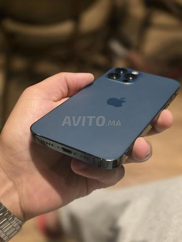 iPhone 12 PRO 256Go 92 batterie - 2