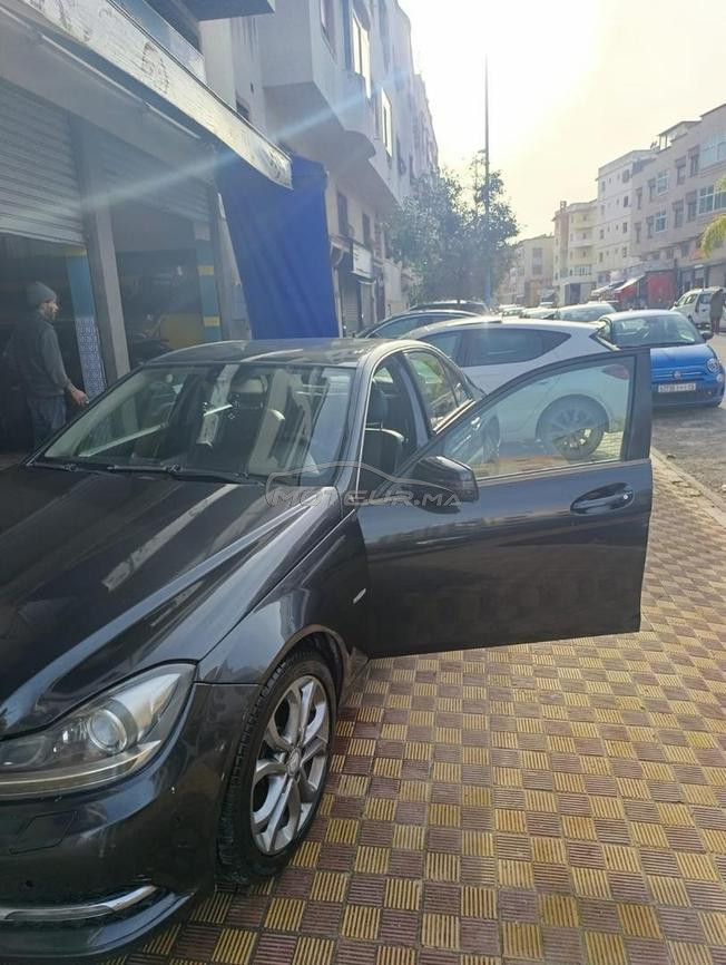 Mercedes-Benz Diesel Manuelle 2012 à El Jadida