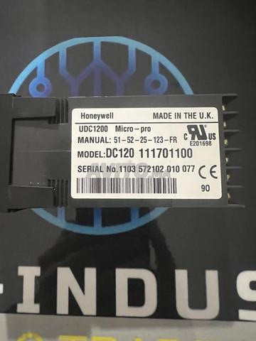 HONEYWELL UDC 1200 DC120 contrôleur numérique - 2