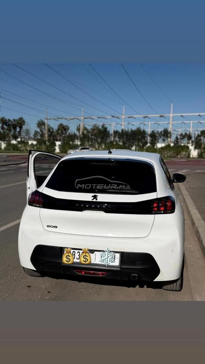 Peugeot 208 Diesel Manuelle 2024 à Casablanca