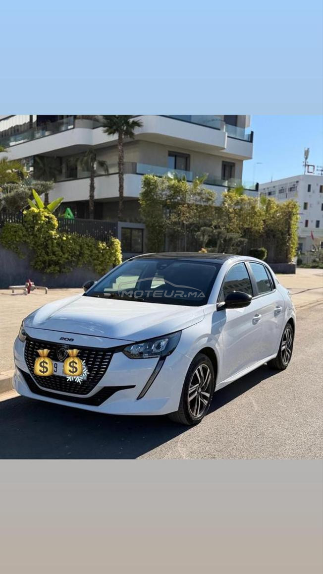 Peugeot 208 Diesel Manuelle 2024 à Casablanca