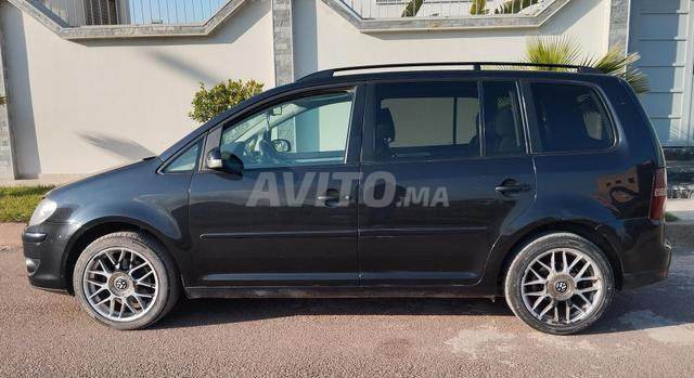 Volkswagen Touran Diesel Manuelle 2009 à Settat - 2