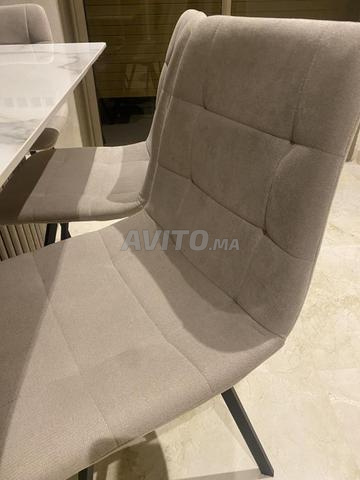 طاولة طعام وكراسي - 2