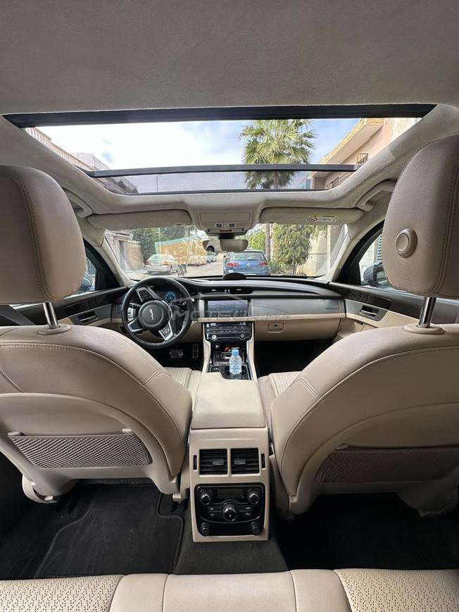 jaguar XF 2.0L