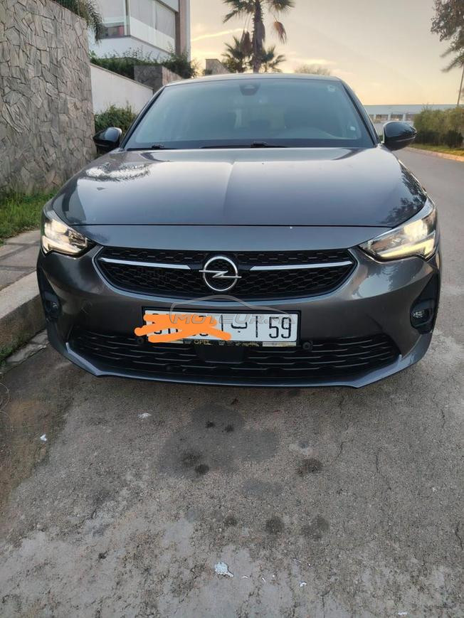 voiture opel 