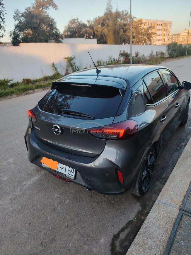 voiture opel 