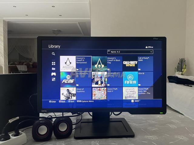 PS4 SLIM 1TO FLASHE avec 2 manettes et disque dur