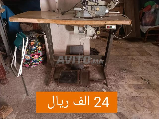 ماكينة خياطة