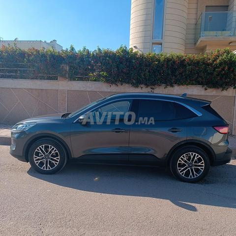 Ford Kuga première main - 2