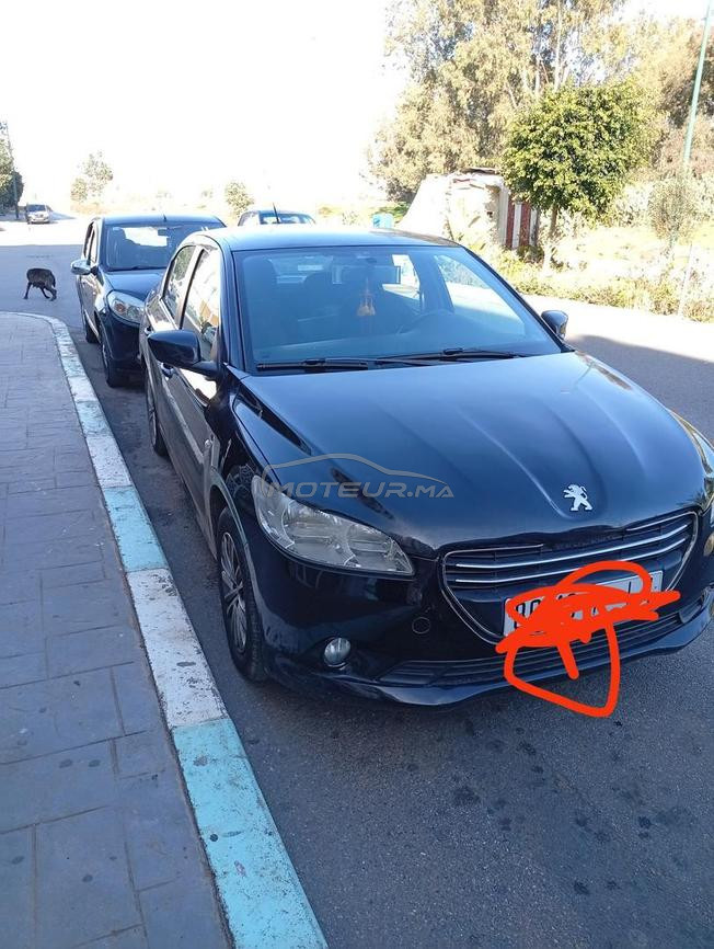 Peugeot 301 Essence Manuelle 2013 à Kénitra