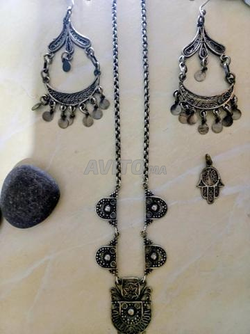 Pièce du patrimoine marocain, ensemble en argent torsadé fait main rare