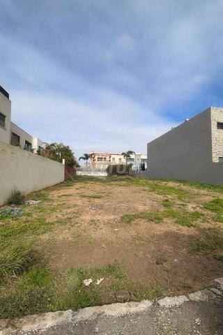 أرض مثالية لفيلا فاخرة - ألماز نادر