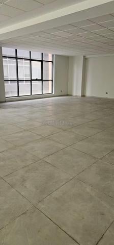 مكتب للبيع - Florida Park، سيدي معروف،