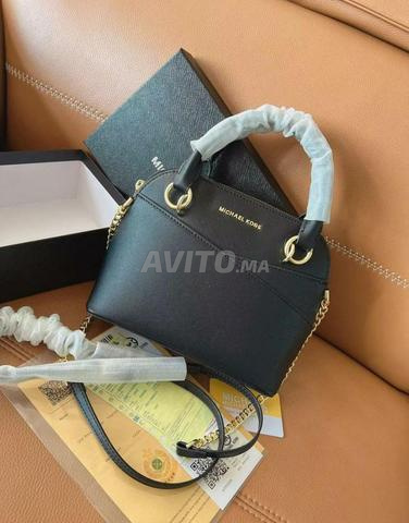 حقيبة ميكائيل كورس ألما MK9430 - 2