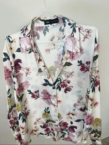 قميص زهور للنساء (L) - 2