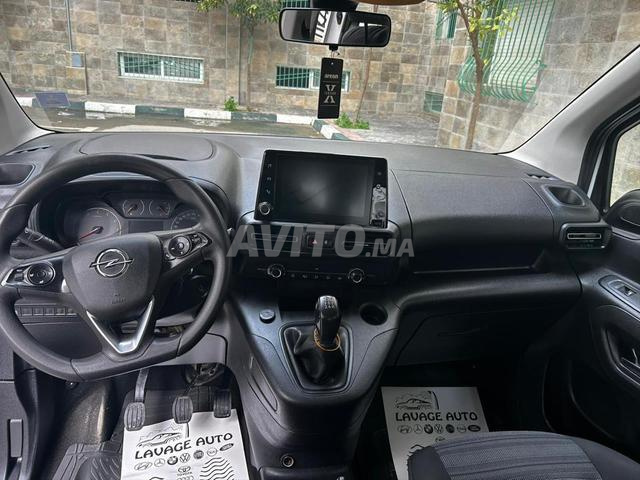 أوبل كومبو ديزل يدوي 2020 في طنجة - 2