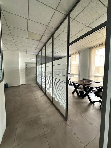 مكتب مجهز بمساحة 120 متر مربع - جاهز للاستخدام - 2