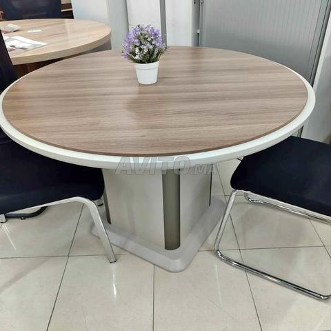 طاولات اجتماعات بجودة عالية