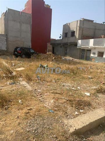 أرض بمساحة 60 مترًا مع رخصة بناء