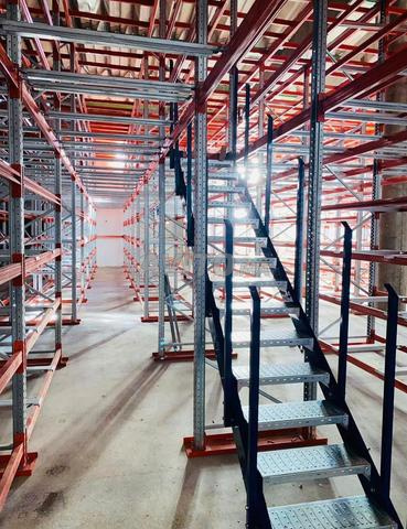 رفوف معدنية للباليتات - تركيب في الموقع - 2