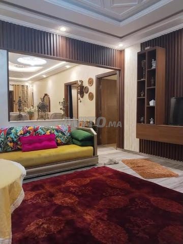 شقة راقية مفروشة للكراء الشهري بأثاث عصري - 2