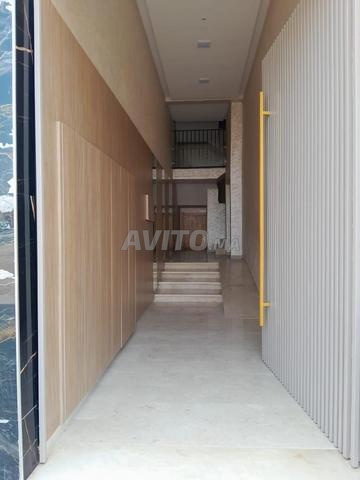 مكتب للبيع في قلب مدينة الدروة - 2