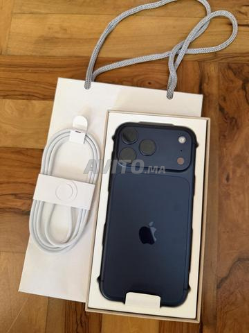 أبل ايفون 17 برو ماكس 512 جيجابايت أزرق esim جديد