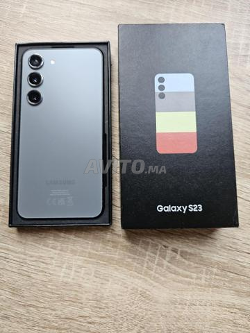 Samsung galaxy s23 256 go très bon état - 2