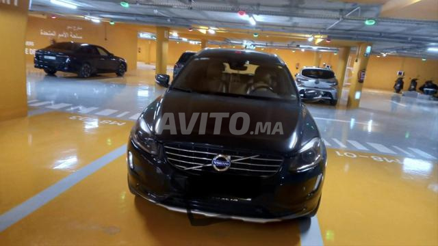 Volvo XC60 ديزل أوتوماتيكي 2015 في الدار البيضاء - 2