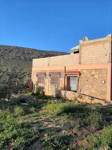 مزرعة مع منزل في حي جبيل المرغوب فيه - 2