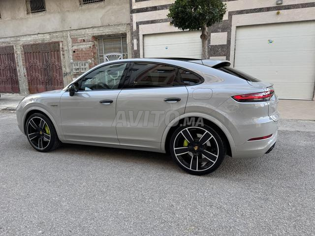 Porsche Cayenne 2023