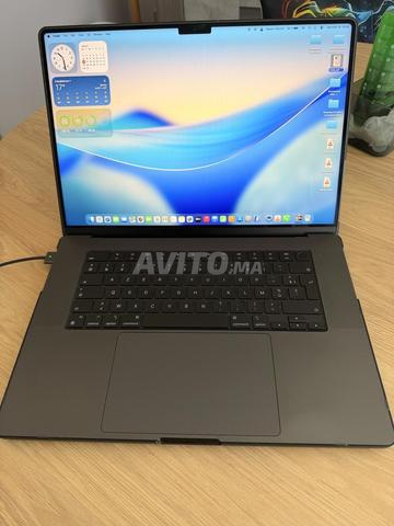 ماك بوك برو 16 بوصة M4 Pro بحالة الجديد