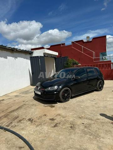 بيع سيارة في حالة جديدة