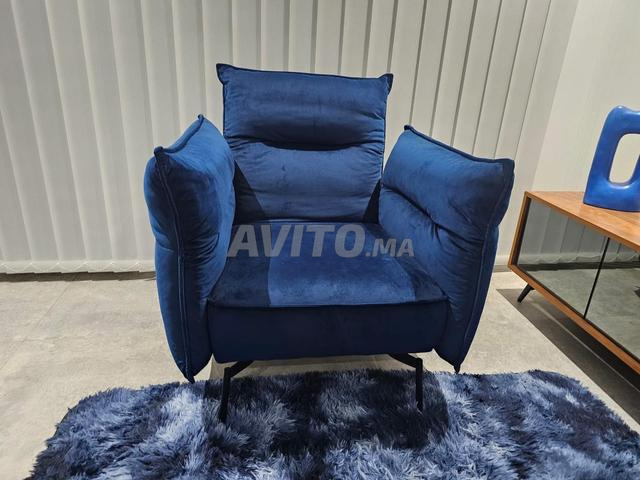 1 كنبة و 1 كرسي