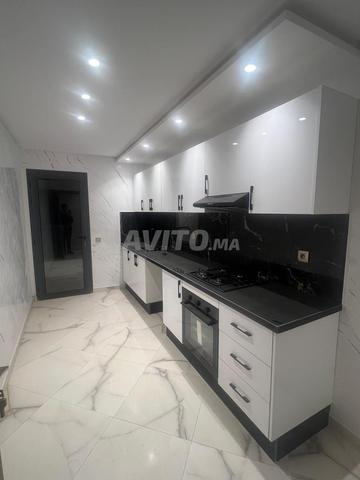 شقة 3 غرف للإيجار القنيطرة وسط المدينة - 2