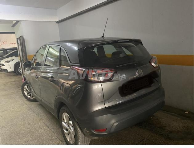 Opel Crossland Diesel Manuelle 2021 à Casablanca - 2