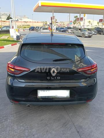 كليو 5 جميلة شبه جديدة - 2