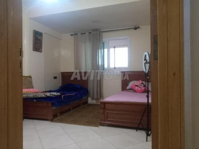 Cadre lit avec matelas à vendre - 2