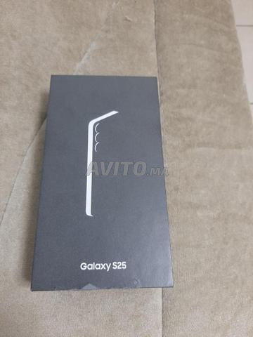 Samsung Galaxy S25 128g - 2