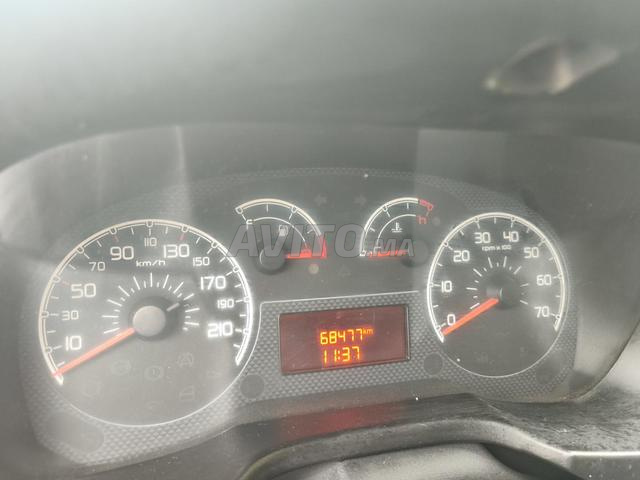 سيارة للبيع - 2