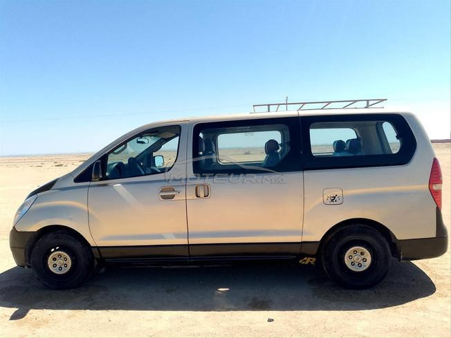 hyundai H-1 